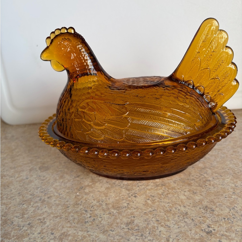 Vintage Indiana Glass Amber Hen on Nest Dish